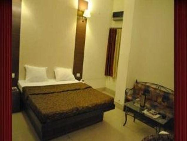 ג'איפור Hotel Golden Deluxe חדר תמונה